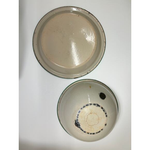 Cream And Green Emamelware, Pie Plate + Mixing Bowl Set Midcentury Farm Kitchen - Picture 4 of 8